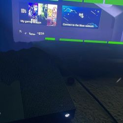 Dark Green  Xbox With With Controller 