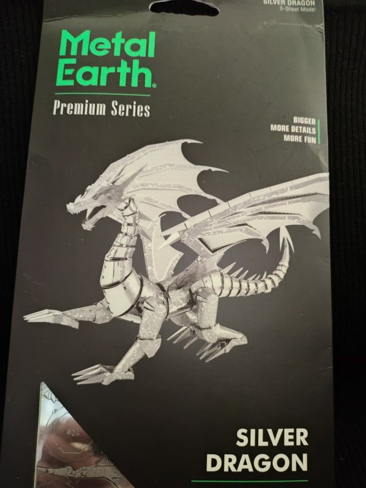 Metal Earth Silver Dragon Model Kit