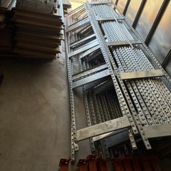 Shelving Uprights + Boards 