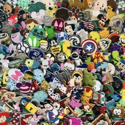 25 Disney Trading Pins Mixed