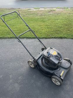 Yard-Machines 6.75hp 190cc Self Propelled Lawn Mower