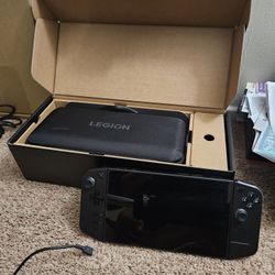 Legion Go 1tb With Upgraded 80wh Battery