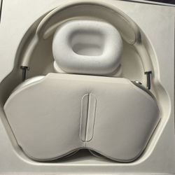 Air Pod Max Brand new Never Worn