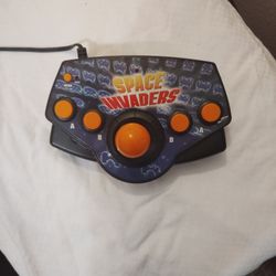  Radica Space Invaders Retro Plug 'N Play TV Game. 