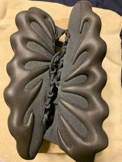 Yeezy 450 Utility Black Size 10.5