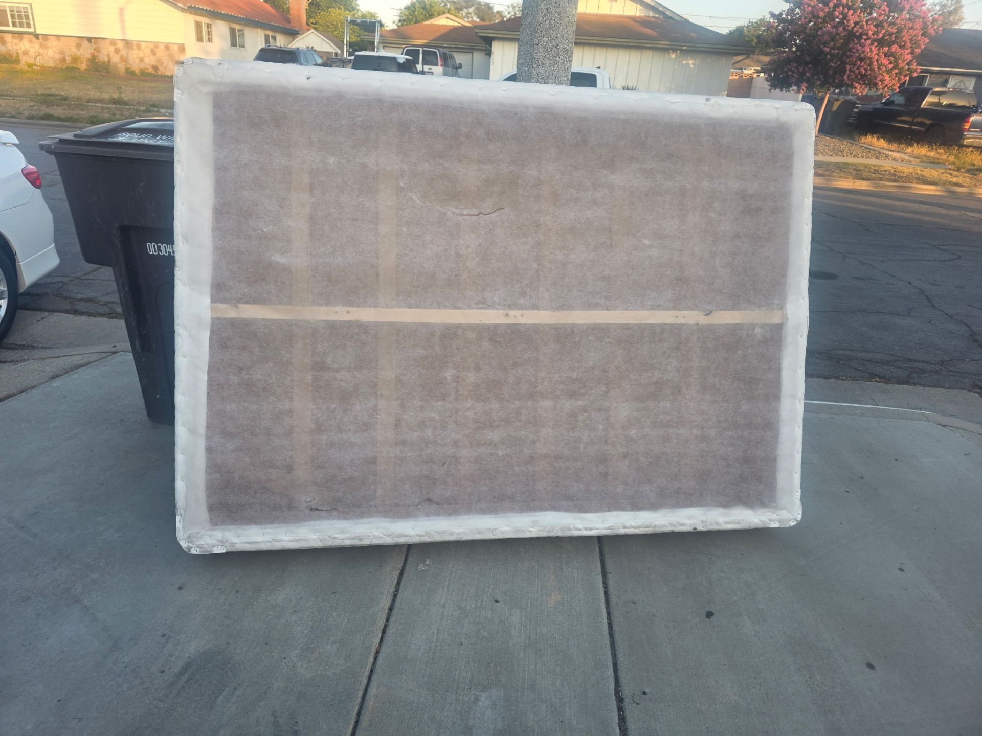 Full box spring freee