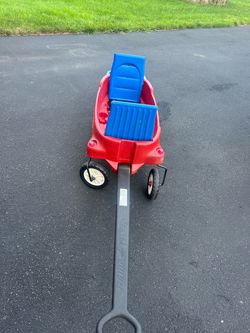 Radio Flyer Kids Wagon with Seats