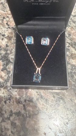 Topaz rose gold necklace and earrings