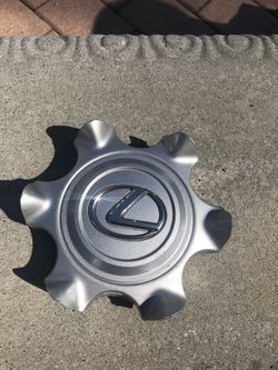 Lexus Center cap
