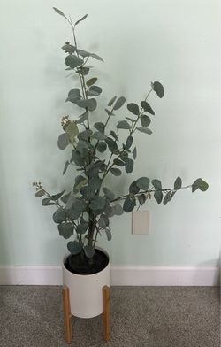 FAUX EUCALYPTUS TREE WITH FLOWER POT