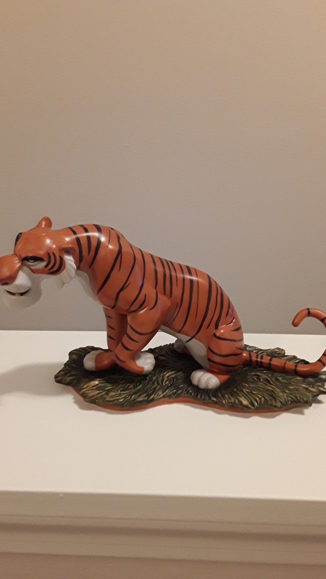 Disney WDCC Shere Khan Jungle Book Porcelain Sculpture/ Hand Numbered