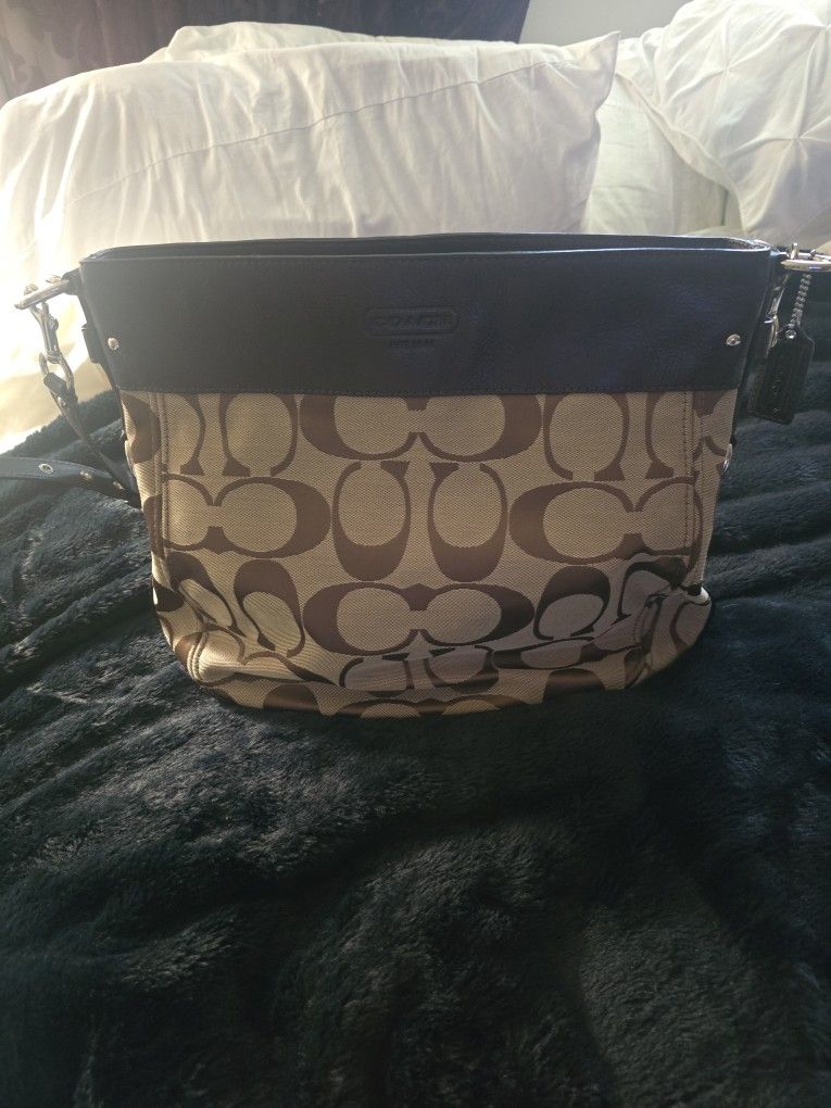 COACH HOBO BAG
