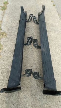 Toyota 4runner running board pair