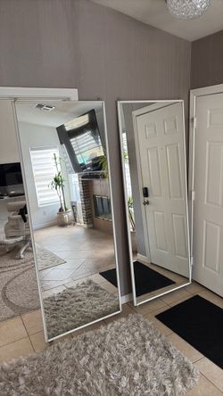 Sliding closet mirrored doors