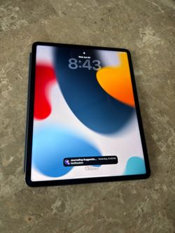Apple IPad Pro 12.9 inch 256 mb 3rd Generation Tablet