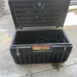 Tool box for pickup truck