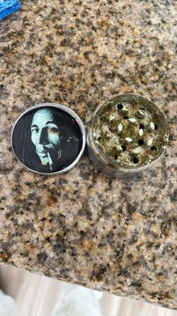 Bob Marley Grinder