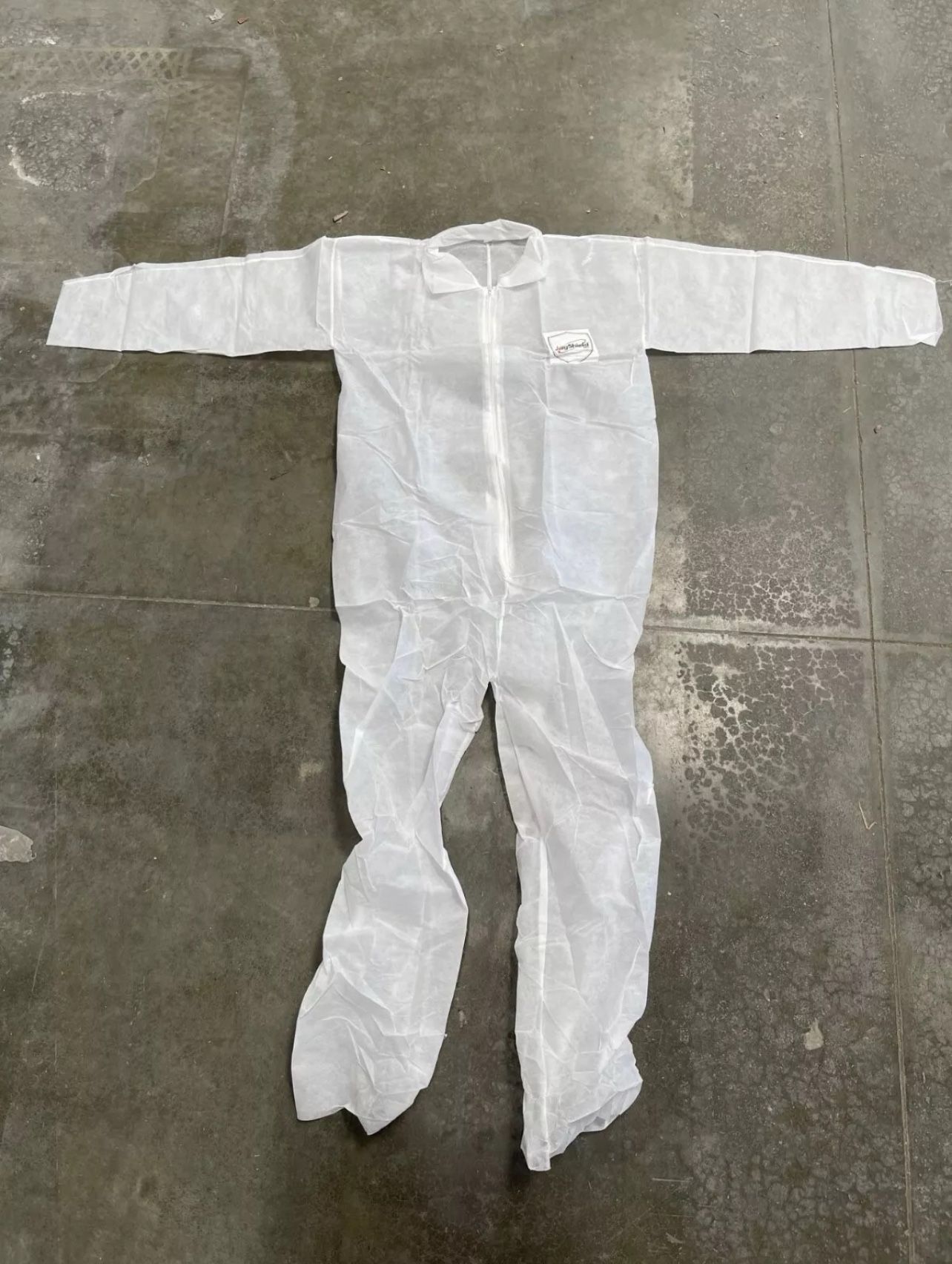 XL Jagshield[REG] PPC White Polypropylene Coverall (4 Pallets)(4024 CVRLS)