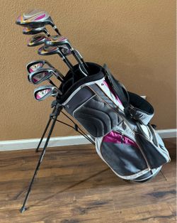 Ram Axial Women’s Complete Golf Club Set w/Golf Bag