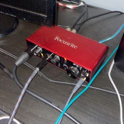 Focusrite Scarlett 2i2