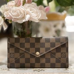 Oramgami Louis Vuitton wallet -hard To Find!! 