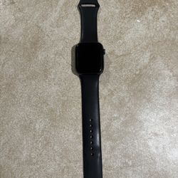 Apple Watch SE  44mm Case