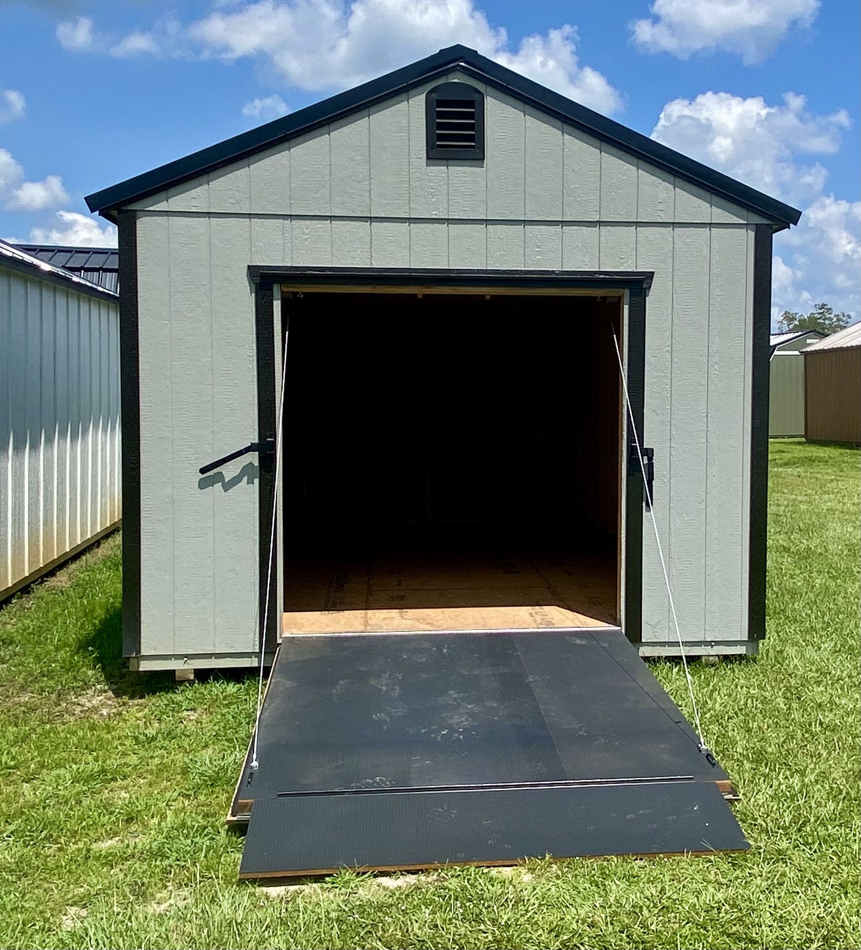 12x16 Shed w/ Ramp Door