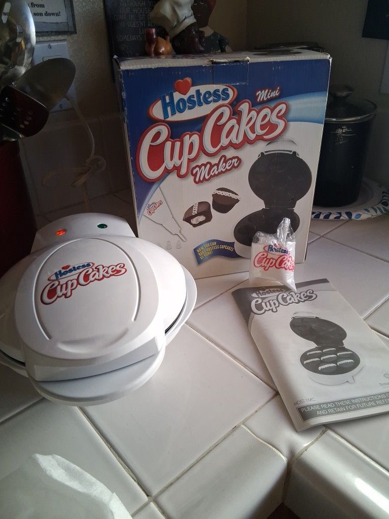 ๐ Hostess Mini Cupcake Maker ๐