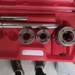 Pipe Threading Kit