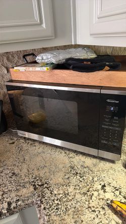 Microwave and Toaster