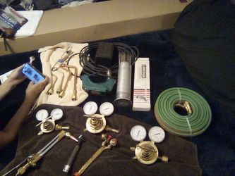 Oxy-Acetylene Welding Equipment Lot