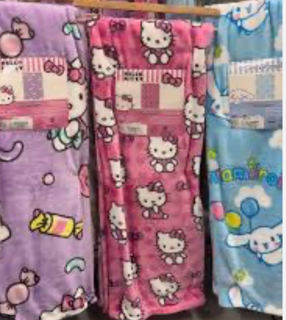 Hello Kitty Blanket