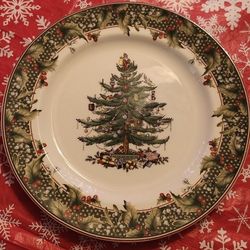 2006 Spode Christmas Round Platter