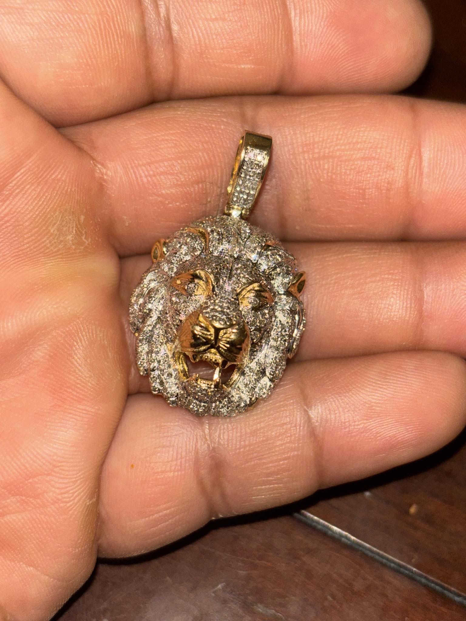 Lion diamond Head Pendant 