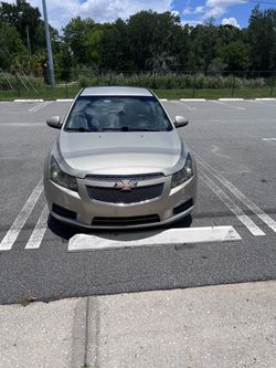 2014 Chevy Cruze 128k miles for $3,999