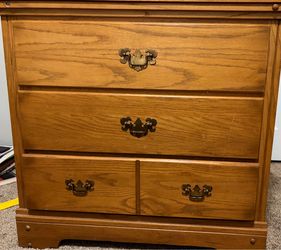 Oak Wood 3-Drawer Dresser with Brass Pulls