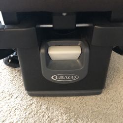 Graco Snug-fit 35 Infant Car Seat