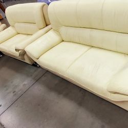 Beautiful Luxury Cream Italian Leather Three Piece Sofa Loveseat And Matching Chair