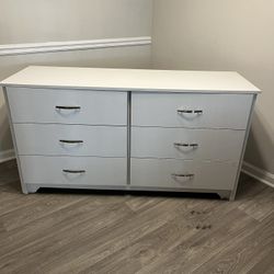 High Quality White Dresser