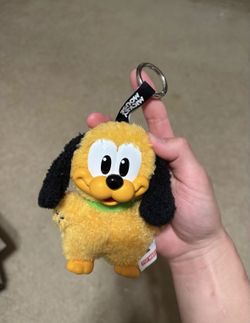 100% authentic Pop Mart Disney Mickey Family Cute Together Plush Keychain PLUTO