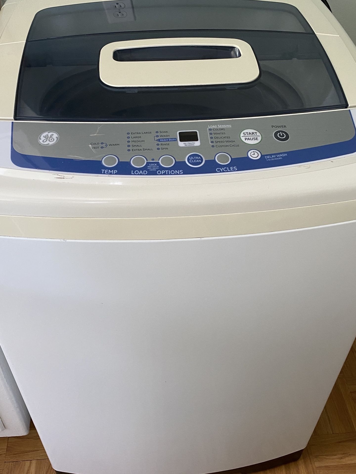 General Electric (Portable)Washer and Dryer (Lavadora y Secadora)