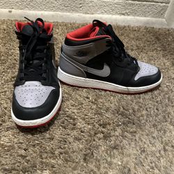 Nike  Jordan Size 7Y