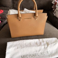 Michael Kors Purse