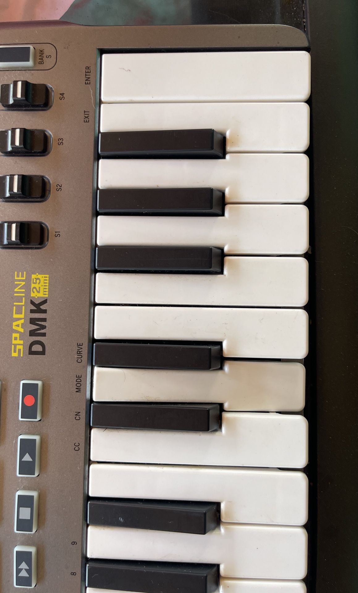 Spaceline Dmk Mini With Desk Top Mic Stand Bundle