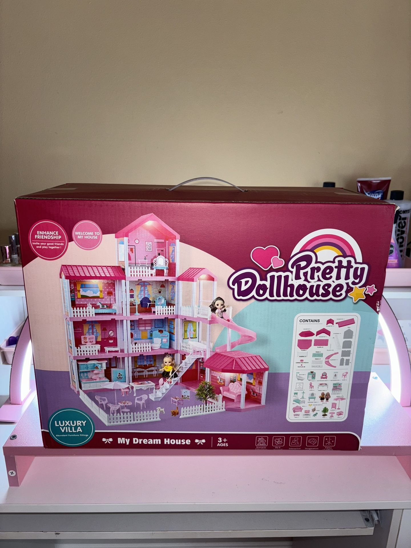 Pretty Dollhouse