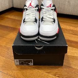 AIR JORDAN 4 RETRO