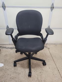 Steelcase Leap V1 Ergonomic Computer Desk Office Chair Fully Loaded