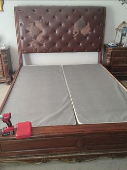 King Sized Bedfram