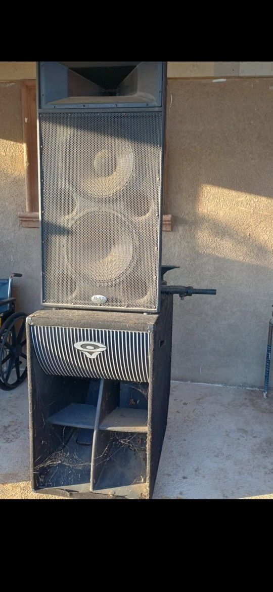 DJ Speakers