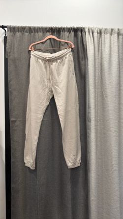 Alo Yoga Accolade Jogger Sweatpants Heather Gray Men’s Medium